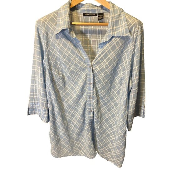 Club Z Collection Light Blue Plaid Three Quarter Sleeve V-Neck Button Up Top SZ - Picture 1 of 8